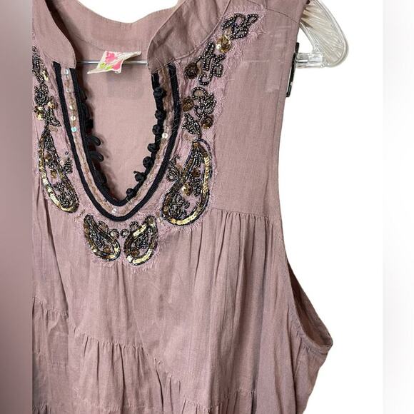 FREE PEOPLE Vintage Tiered Mauve Mini Dress Embroidered Sequins Size Small EUC - Picture 4 of 13
